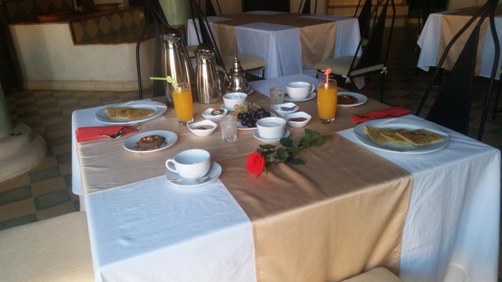 Kasbah Titrit & Spa Ajt Benhaddu Kültér fotó